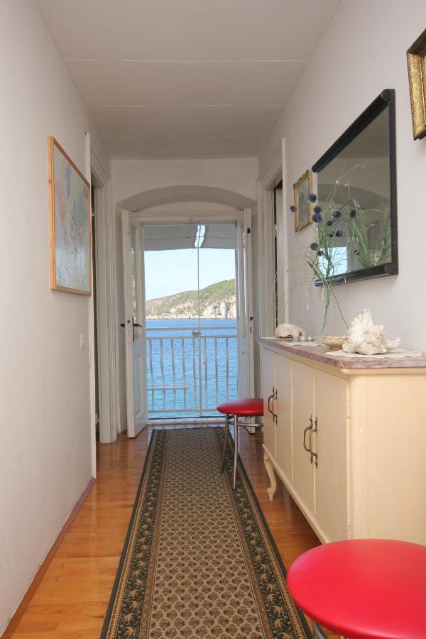 Apartments And Rooms By The Sea Komiza, Vis - 2431 מראה חיצוני תמונה