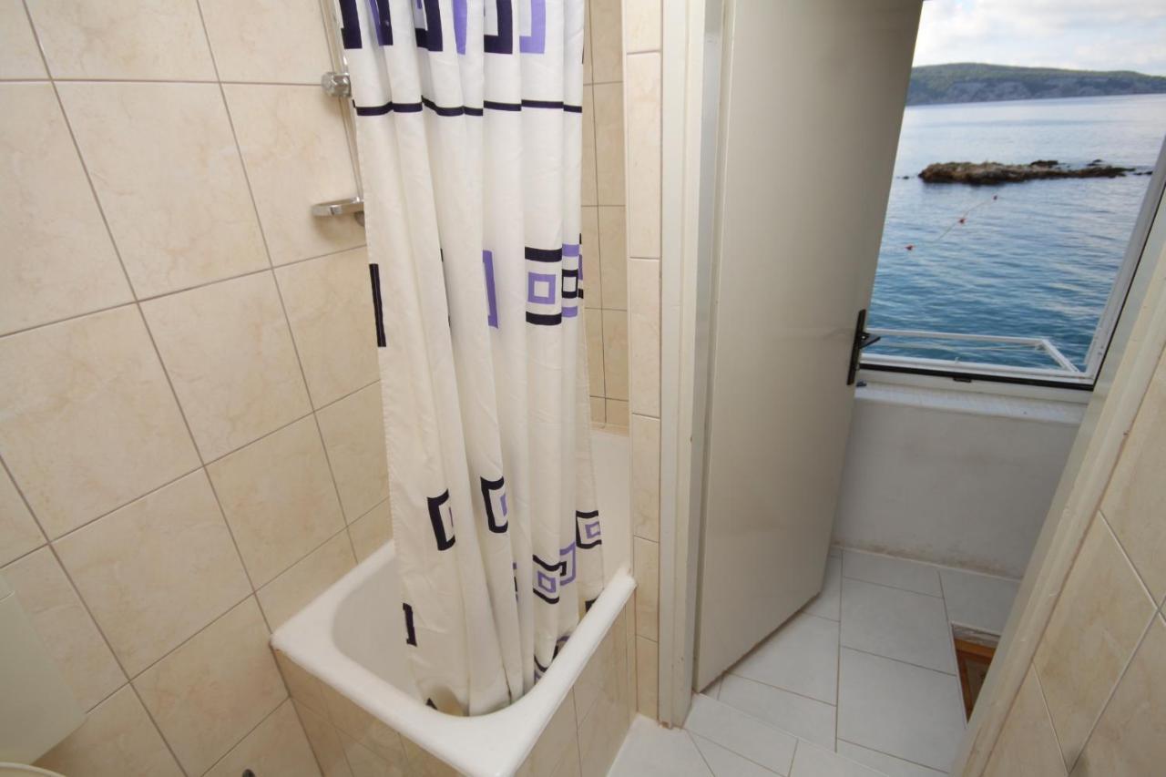 Apartments And Rooms By The Sea Komiza, Vis - 2431 מראה חיצוני תמונה