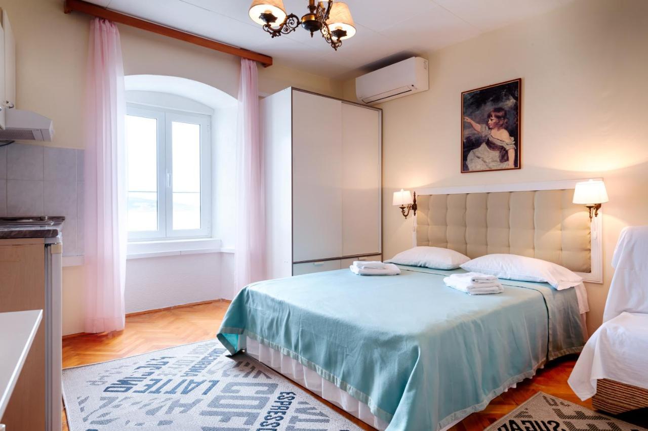 Apartments And Rooms By The Sea Komiza, Vis - 2431 מראה חיצוני תמונה