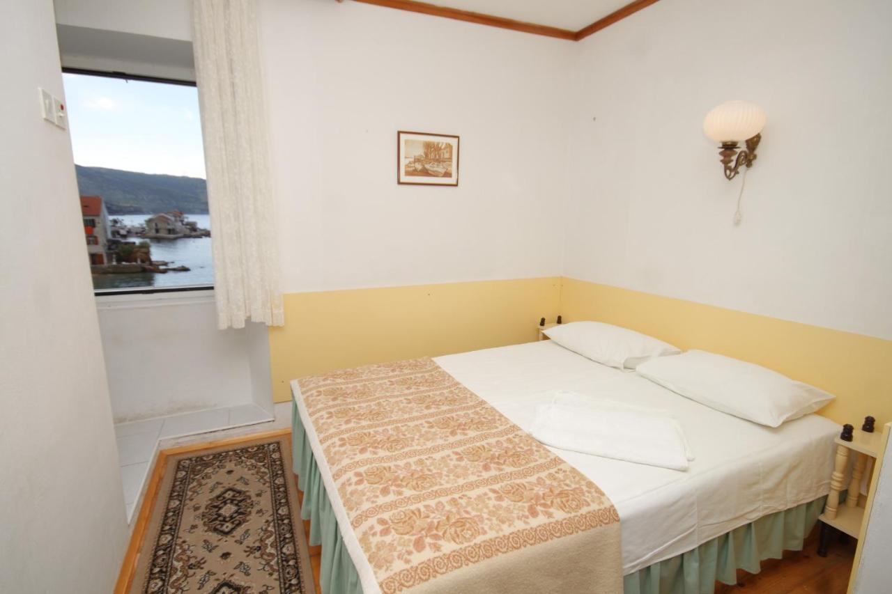Apartments And Rooms By The Sea Komiza, Vis - 2431 מראה חיצוני תמונה